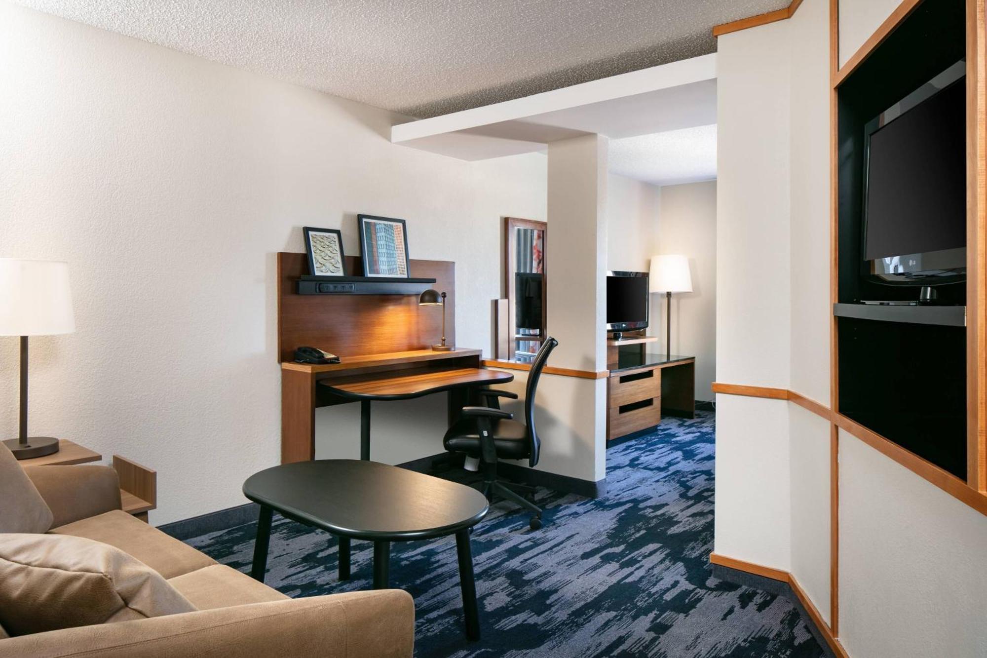 Fairfield Inn & Suites By Marriott Tulsa Central Экстерьер фото