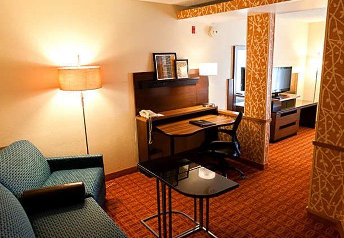 Fairfield Inn & Suites By Marriott Tulsa Central Номер фото